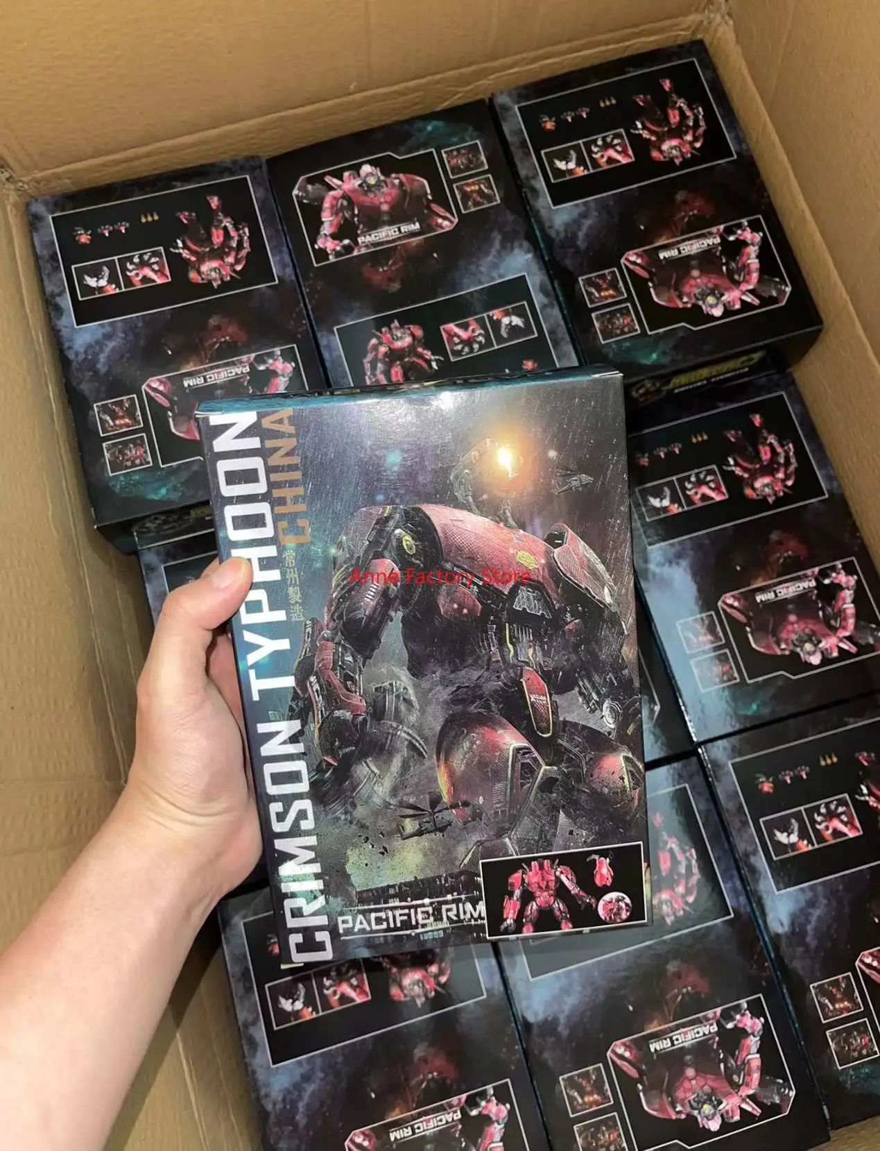 Figurka NECA Spot NOW Light 20 – Model Kit Pacific Rim recenzja i cena