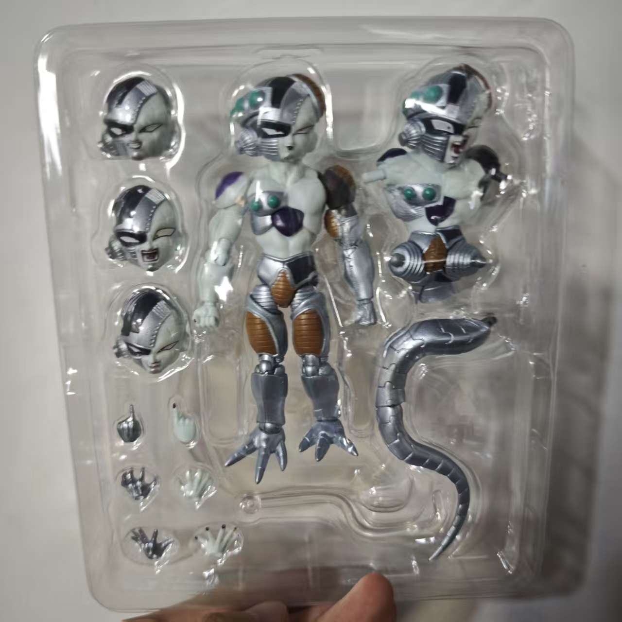 Figurki akcji Frieza Mecha, za – Model Kit Vegeta recenzja i cena